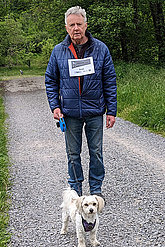 Spaziergang mit dem Hund beim muko.move 2023