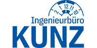 Logo von Ingenieurbüro Kunz, blaue Schrift mit Abbildung einer halben TÜV-Plakette